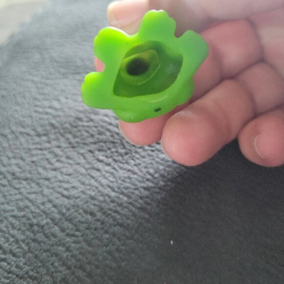 Valentine rubber frog finger puppet toy - Picture 2 of 2